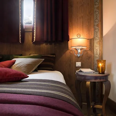 Le Hameau Du Kashmir ホテル 4*