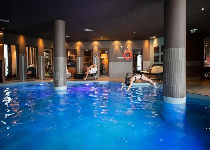 Hotel Le Hameau Du Kashmir Val Thorens